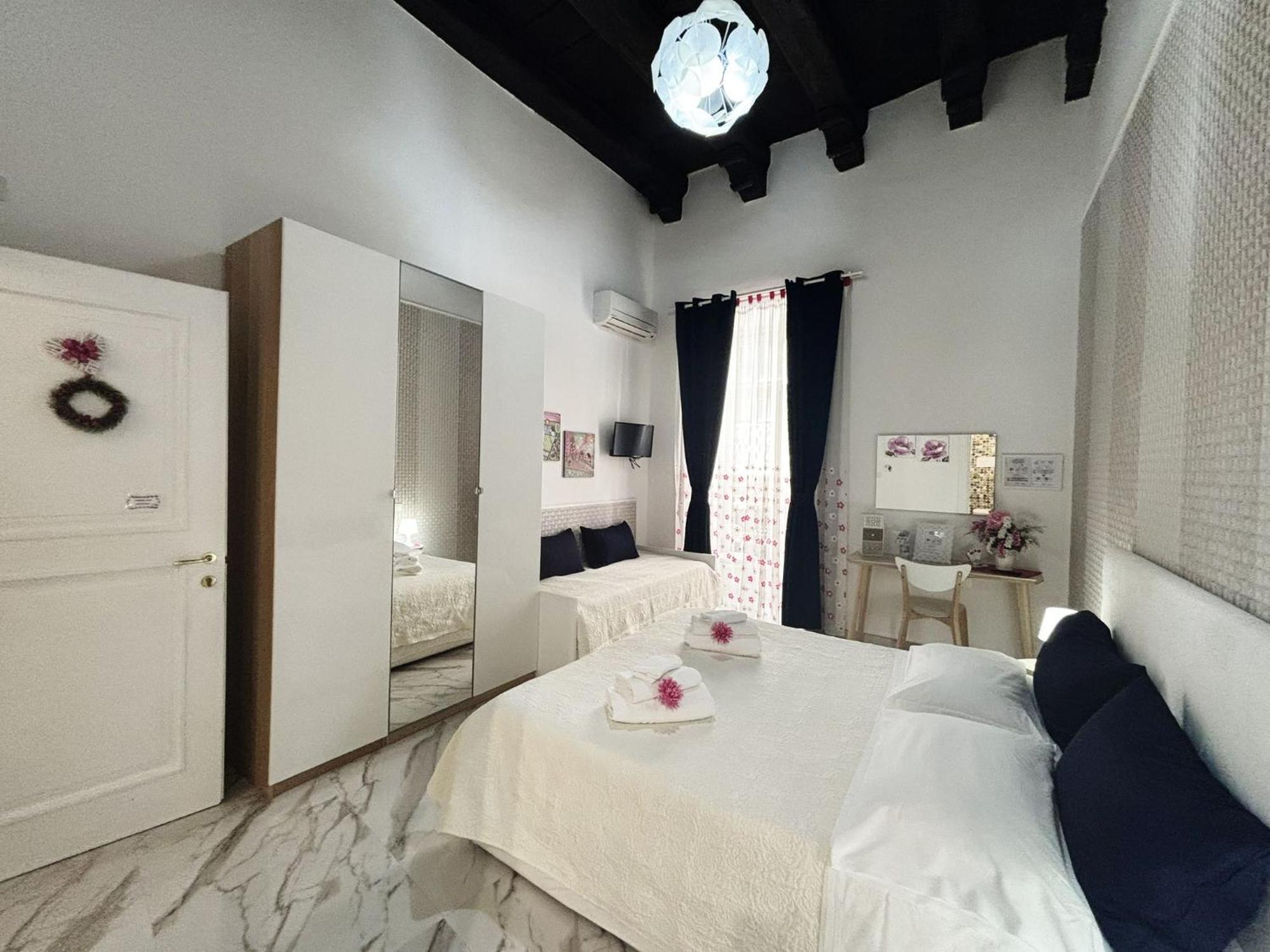B&B Dei Mercanti Salerno Exterior photo